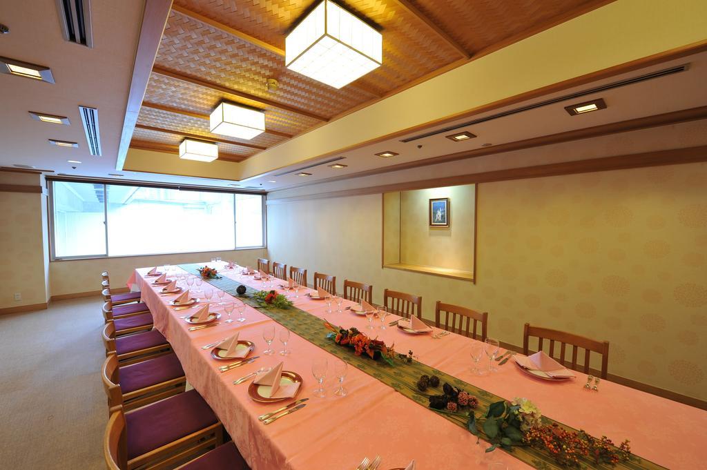 Hotel Hiroshima Sunplaza Экстерьер фото