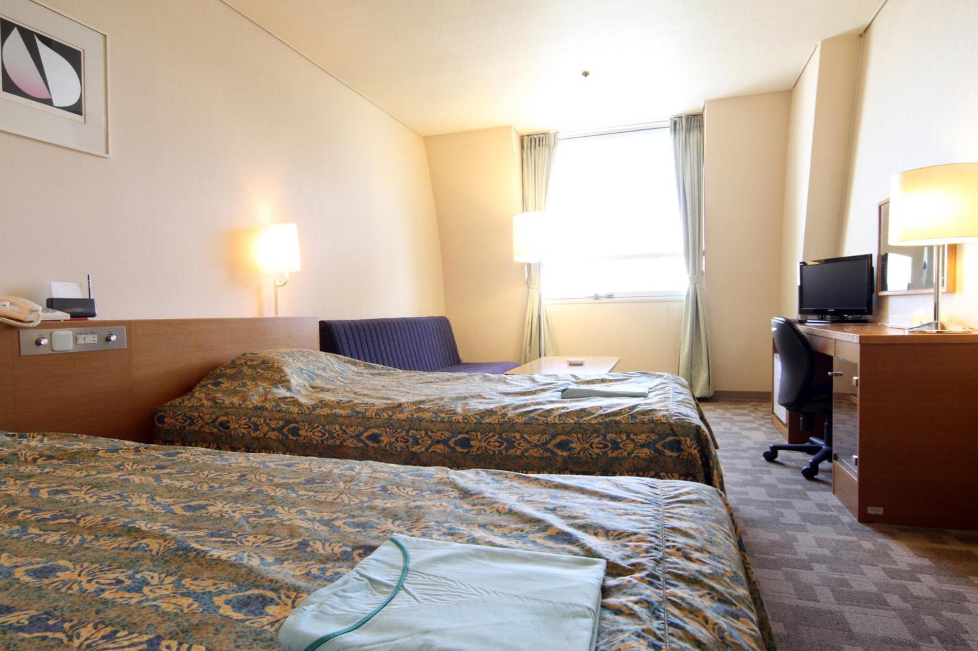 Hotel Hiroshima Sunplaza Экстерьер фото