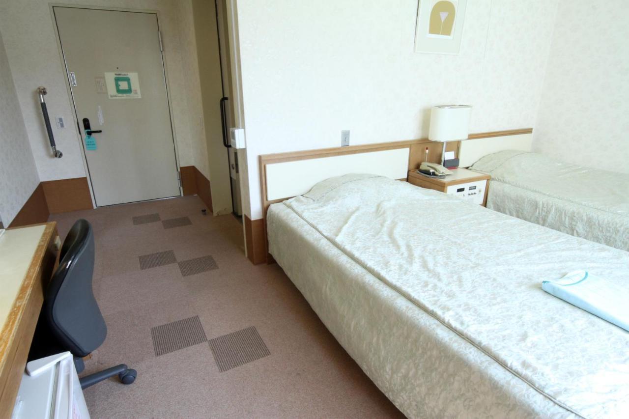 Hotel Hiroshima Sunplaza Экстерьер фото